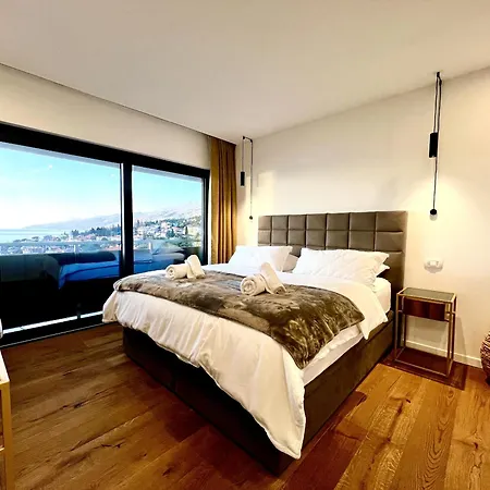 Blue View וילה אופטיה