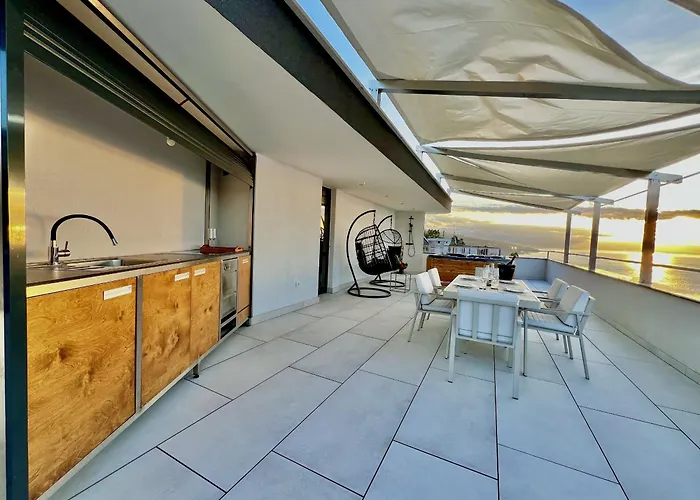 Blue View Опатия